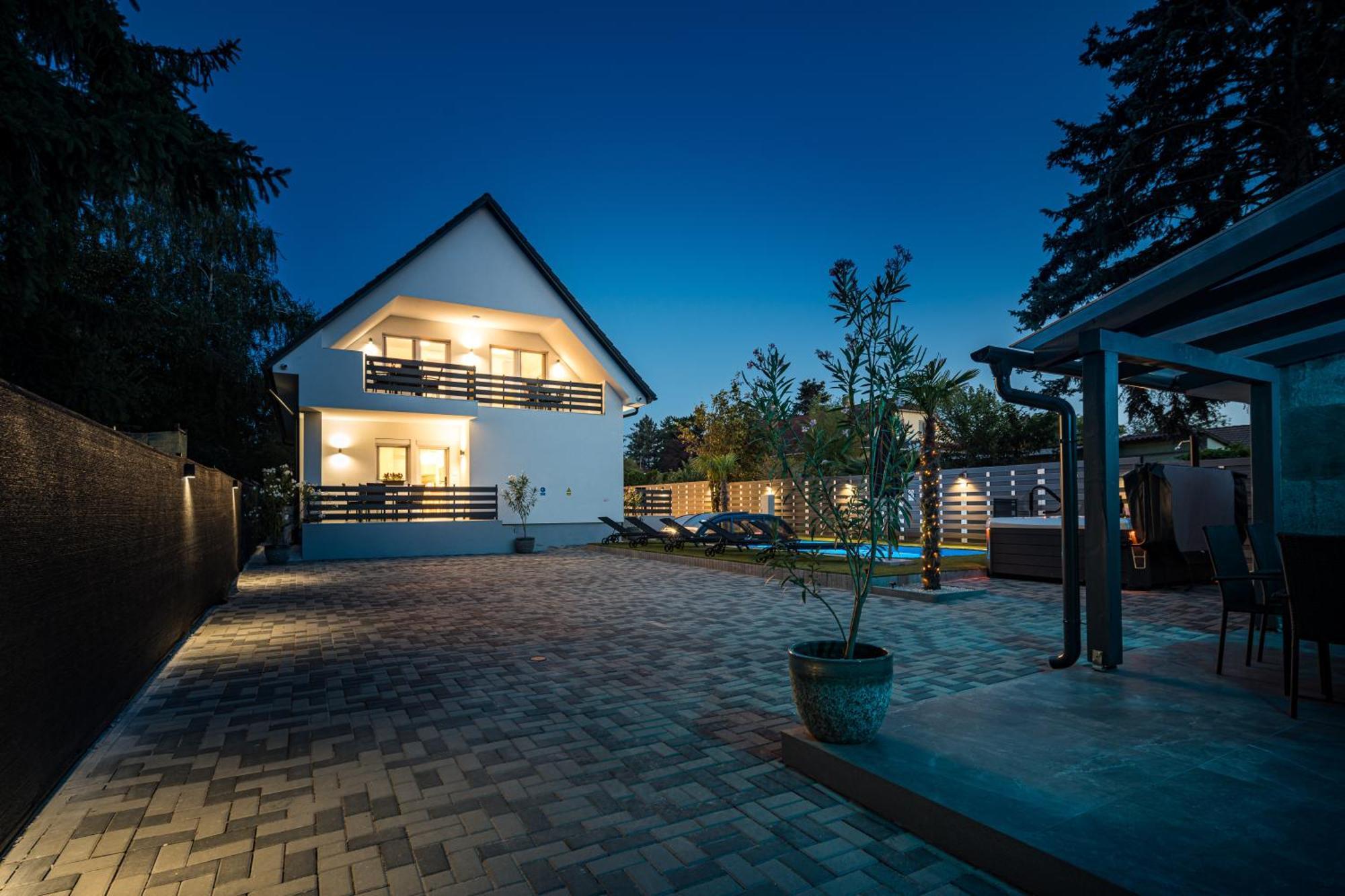 Balatonic Lime Apartmanhaz Шиофок Экстерьер фото