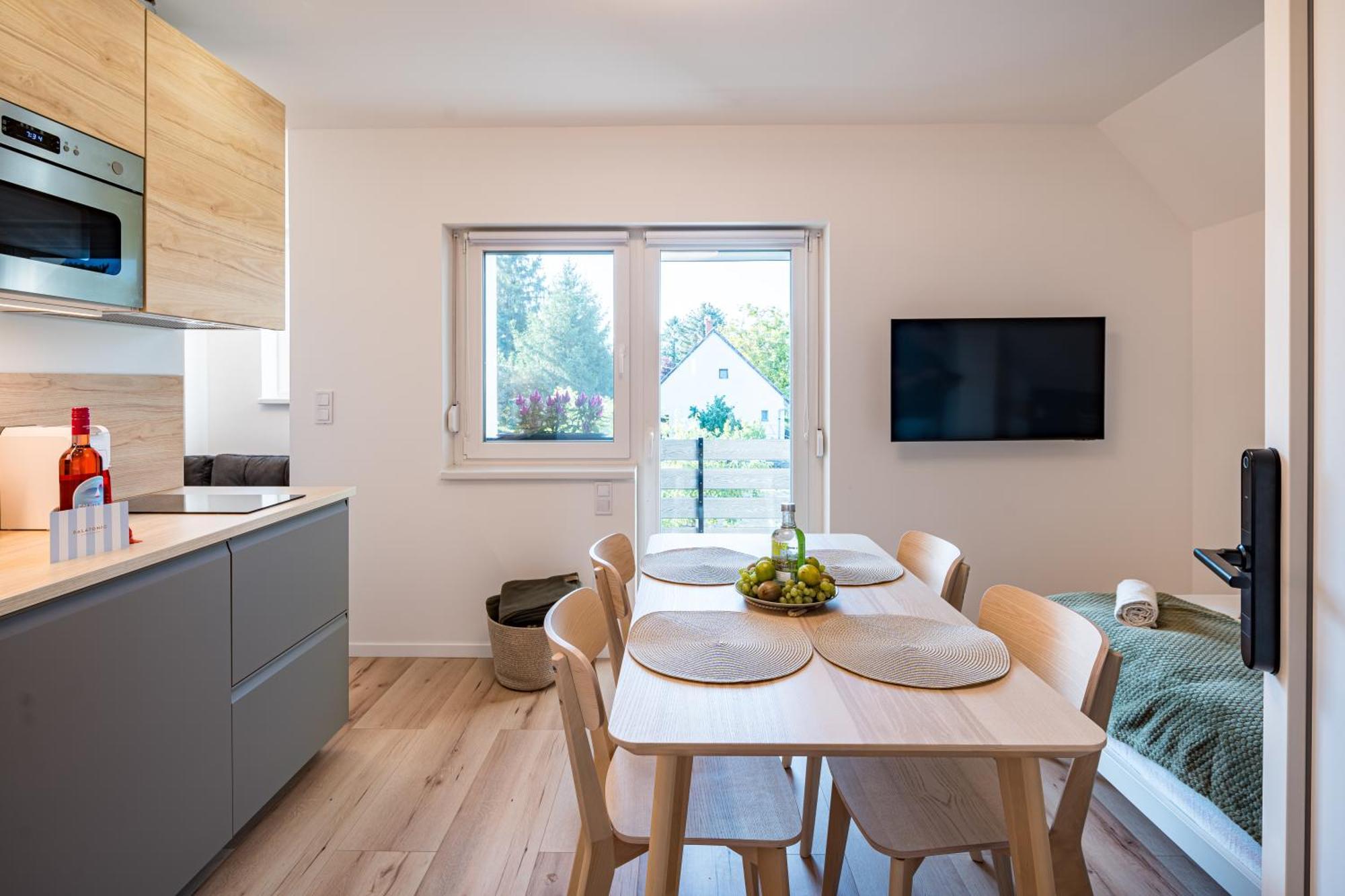 Balatonic Lime Apartmanhaz Шиофок Экстерьер фото
